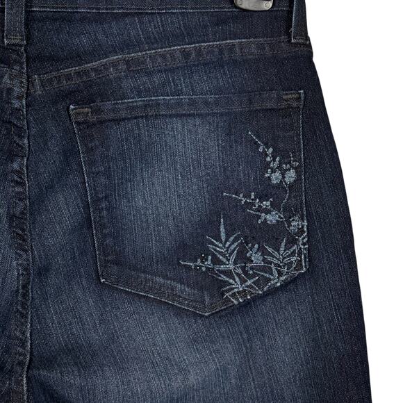 NYDJ SZ 8 Bootcut Jeans Stretch Mid-Rise Embroidered Rhinestones Zip Lift-Tuck - Picture 7 of 14